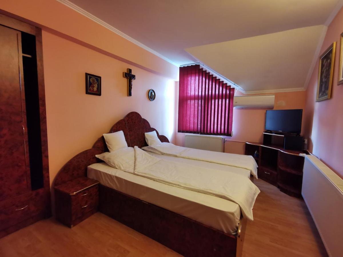 Vila Angela Felix Hotel Sinmartin  Exterior photo