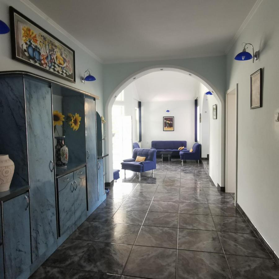Vila Angela Felix Hotel Sinmartin  Exterior photo