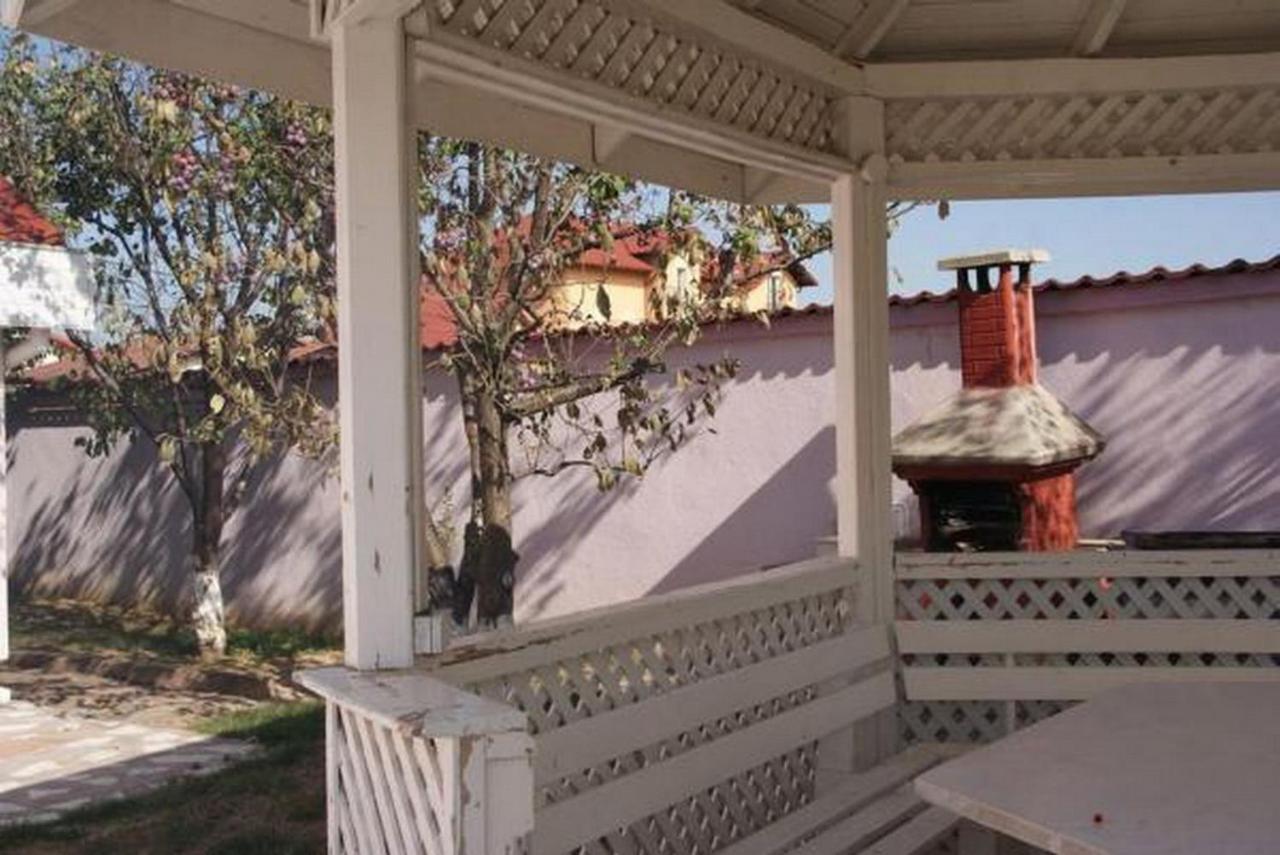Vila Angela Felix Hotel Sinmartin  Exterior photo